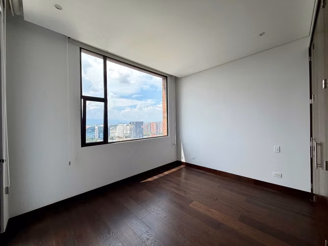 Alquiler Apartamento Echo Zona 14 de 3 habitaciones  - Imagen 11