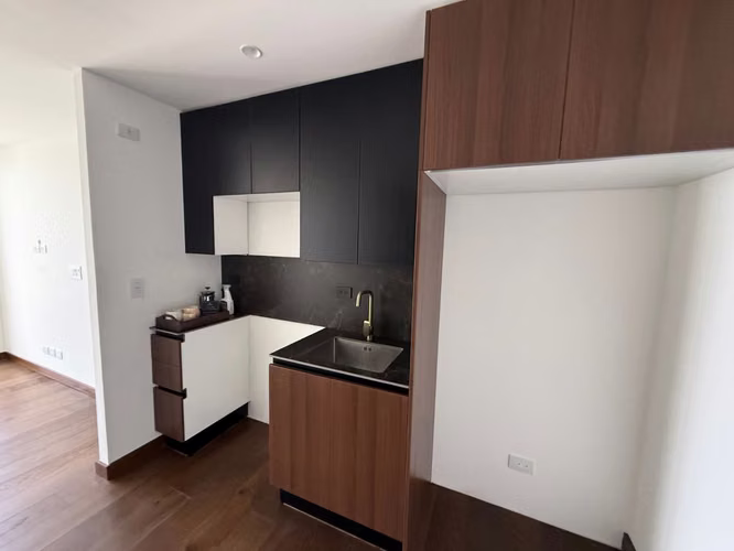 Rento apartamento en Zona 10 EDIFICIO NUEVO CON AMENIDADES DE LUJO - Imagen 8