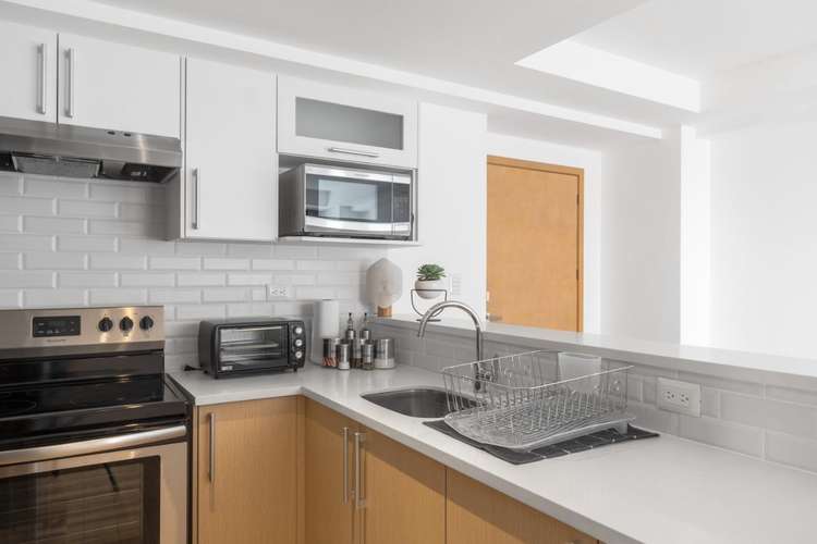 Rento apartamento AMUEBLADO En Zona 10 BUEN PRECIO!! - Imagen 11