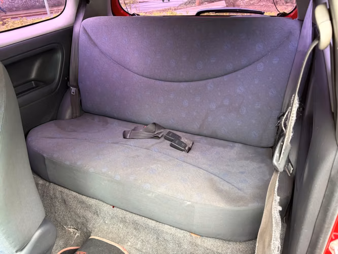 Toyota Yaris de Agencia Modelo 2003