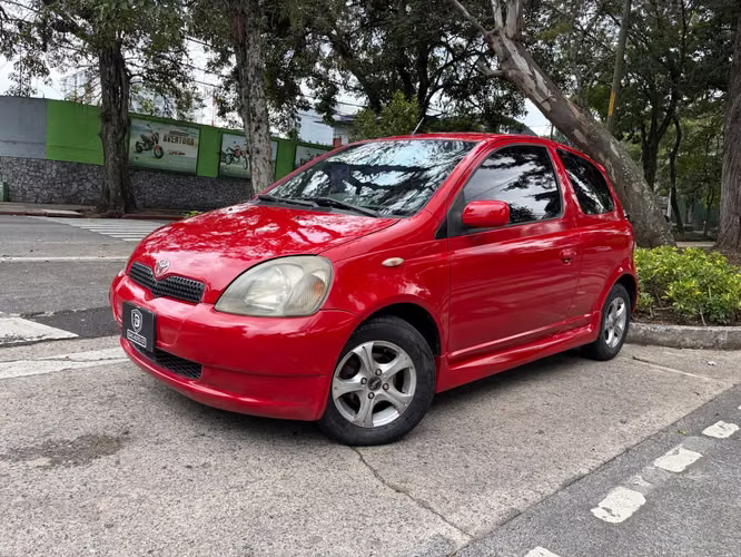 Toyota Yaris de Agencia Modelo 2003