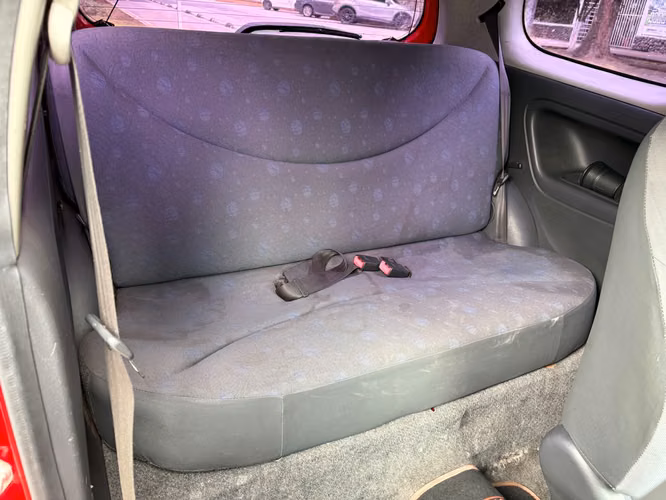 Toyota Yaris de Agencia Modelo 2003