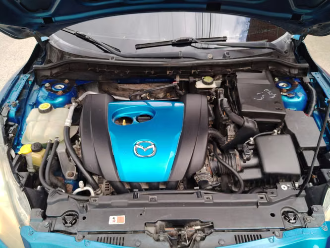 MAZDA 3i TOURING 2.0 - Imagen 7