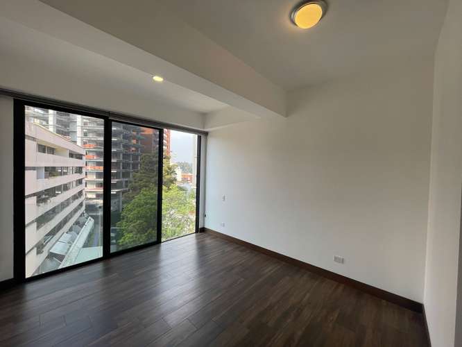 Rento apartamento en Zona 14 EDIFICIO EXCLUSIVO ROOFTOP CON PISCINA - Imagen 19