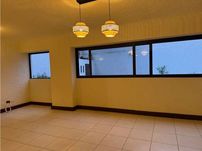 Apartamento en Renta Zona 15