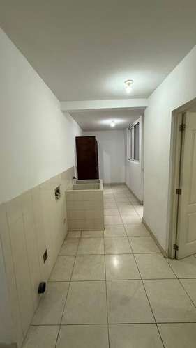 LINDA Y AMPLIA CASA EN RENTA EN CONDOMINIO EXCLUSIVO DE LA ZONA 14 - Imagen 13
