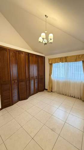 LINDA Y AMPLIA CASA EN RENTA EN CONDOMINIO EXCLUSIVO DE LA ZONA 14 - Imagen 6