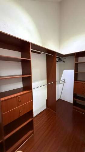 LINDA Y AMPLIA CASA EN RENTA EN CONDOMINIO EXCLUSIVO DE LA ZONA 14 - Imagen 5