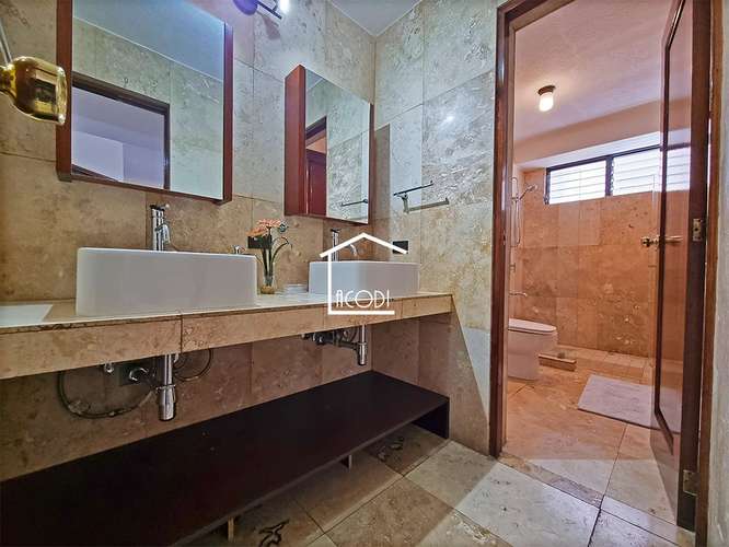 Apartamento amueblado en Zona 10 - Imagen 4