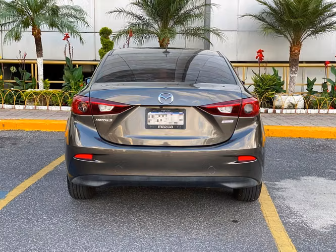 MAZDA 3 AÑO 2016, ÚNICO DUEÑO, EXCELENTES CONDICIONES  - Imagen 6