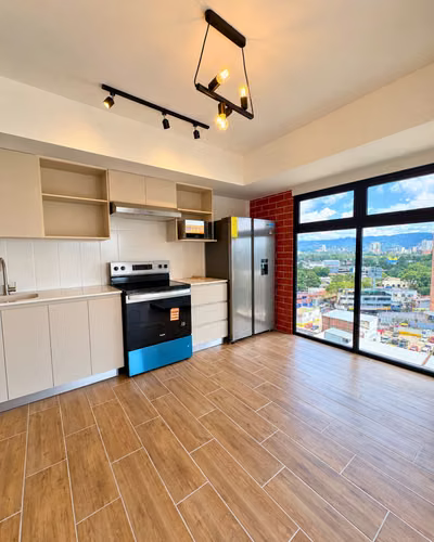APARTAMENTO EN RENTA ZONA 4 NIVEL ALTO PARA ESTRENAR - Miniatura 7