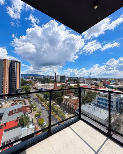 APARTAMENTO EN RENTA ZONA 4 NIVEL ALTO PARA ESTRENAR - Miniatura 10