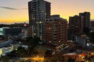 ESPECTACULAR APARTAMENTO EN VENTA ZONA 10, ATRIUM - Imagen 8