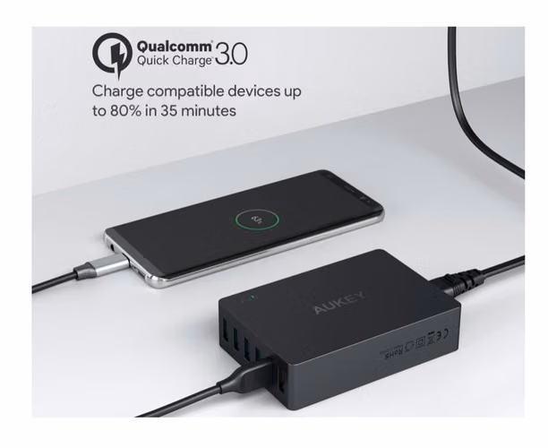 Cargador Aukey 6 puertos