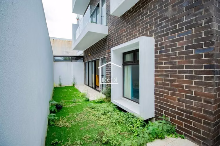 Apartamento con jardín en zona 11 - Miniatura 9