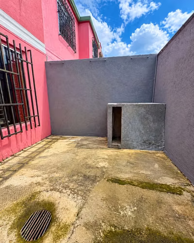 CASA EN VENTA ZONA 17 DENTRO DE GARITA REMODELADA - Miniatura 6