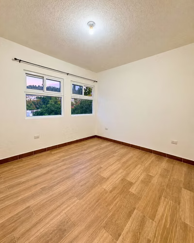 APARTAMENTO EN RENTA ZONA 16 HACIENDA REAL - Imagen 4