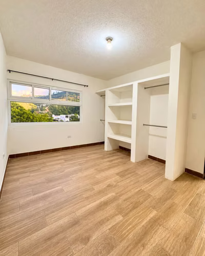 APARTAMENTO EN RENTA ZONA 16 HACIENDA REAL - Imagen 3