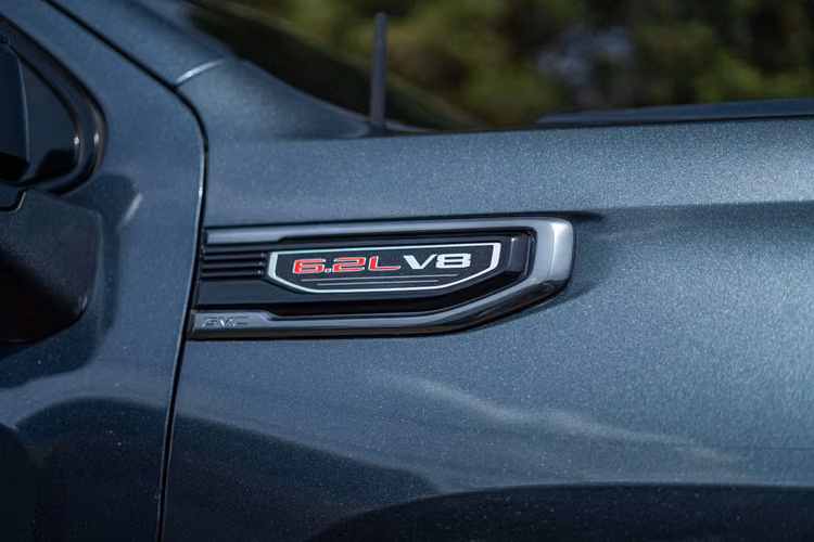 GMC SIERRA AT4 RECIBO VEHÍCULOS GANGA