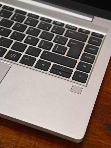 REMATO! Laptop HP EliteBook 645 G10 Ryzen 5 Pro - Imagen 5