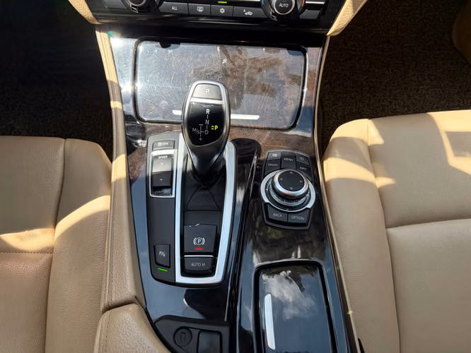 BMW 528i de Agencia Modelo 2013