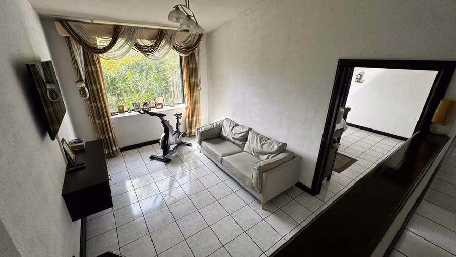 VENTA DE CASA EN SAN CRISTÓBAL, SECTOR A10 - Imagen 7