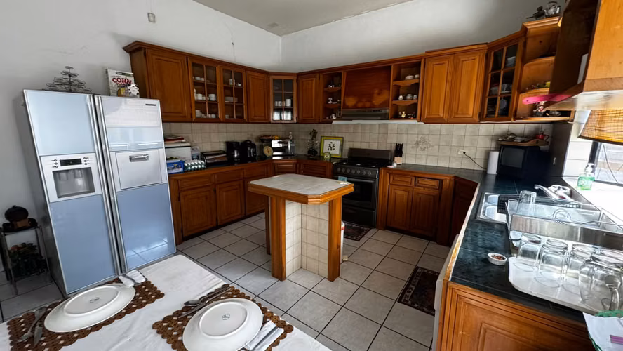 VENTA DE CASA EN SAN CRISTÓBAL, SECTOR A10 - Imagen 5