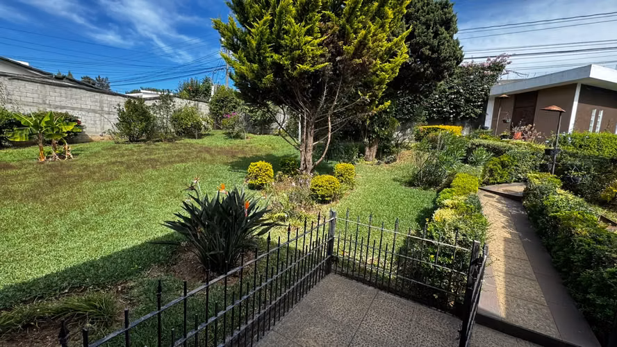 VENTA DE CASA EN SAN CRISTÓBAL, SECTOR A10 - Imagen 17