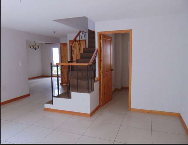 Casa en venta en Carretera a El Salvador Km. 16.5 ARRAZOLA REMATE BANCARIO!! - Imagen 15