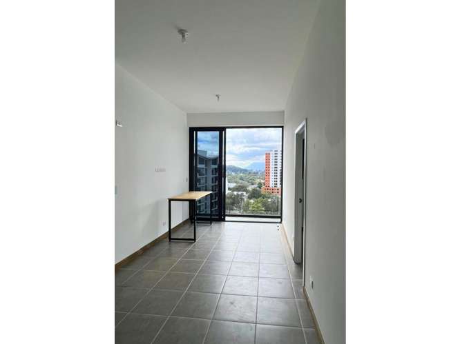 Apartamento en Renta Zona 15 - Imagen 2
