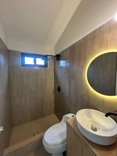 Amplio apartamento en colonia Mariscal zona 11 - Imagen 9