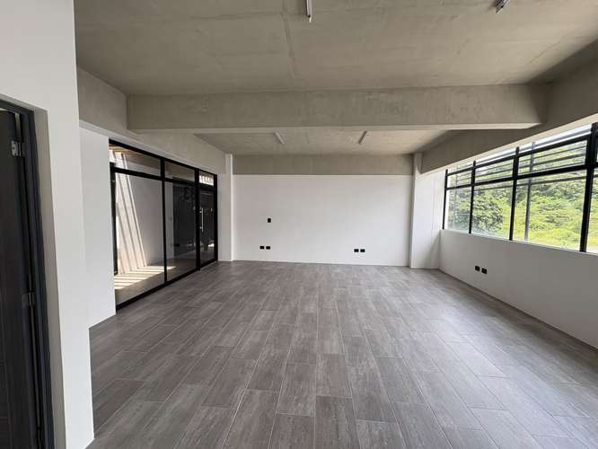 Oficina en Renta – InterNaranjo Empresarial, cerca de Condado Naranjo - Imagen 6