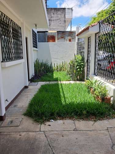 CASA EN VENTA EN KAMINAL JUYU ZONA 7 UBICACIÓN INMEJORABLE - Imagen 6