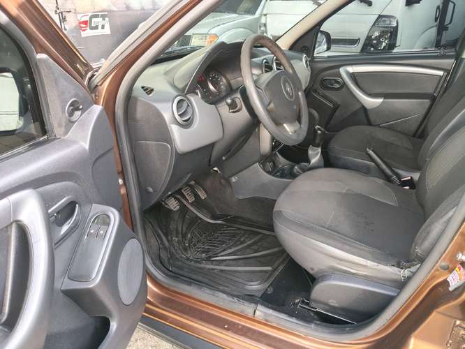 Renault Duster 2014 de Agencia Mecánica Bien Cuidada un Dueño Super Económica  - Imagen 8