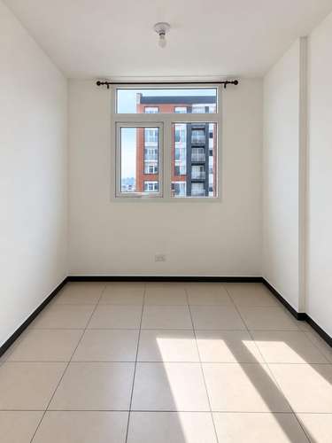 APARTAMENTO EN RENTA EN PARQUE SAN JORGE ZONA 11 - Imagen 9