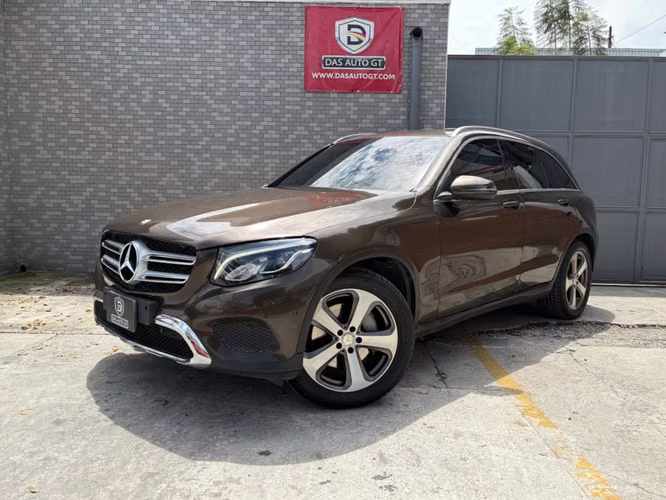 Mercedes-Benz GLC 250 4Matic Premium de Agencia Modelo 2017