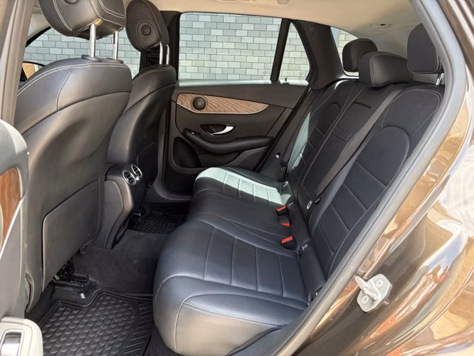 Mercedes-Benz GLC 250 4Matic Premium de Agencia Modelo 2017