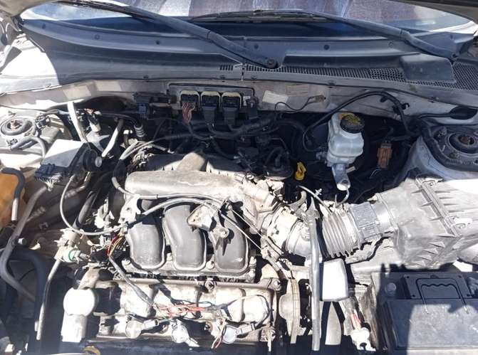 Repuestos de mazda tribute 2005