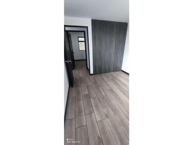  APARTAMENTO EN VENTA – 3 HAB + NIVEL ALTO | PETÁPOLIS | ZONA 12 - Imagen 5