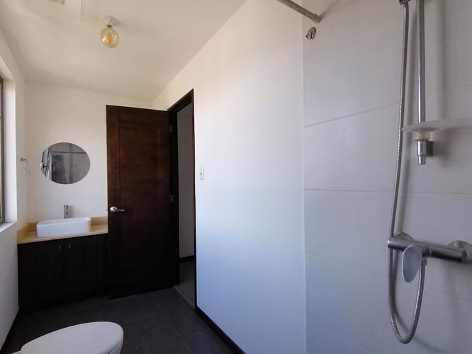 APARTAMENTO EN RENTA EN ZONA 10 EDIFICIO NEO - Miniatura 8