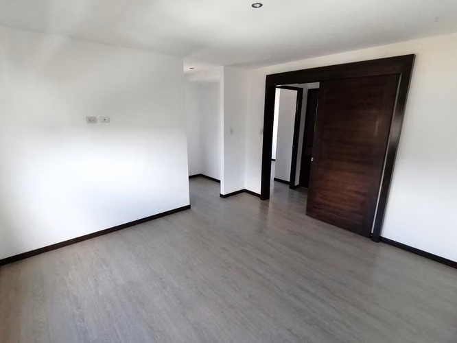 APARTAMENTO EN RENTA EN ZONA 10 EDIFICIO NEO - Miniatura 9