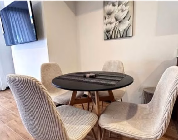 APARTAMENTO AMUEBLADO EN RENTA – ESSENZA ZONA 13 | VISTA AL JARDÍN Y EQUIPADO | PV - Imagen 11