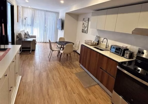 APARTAMENTO AMUEBLADO EN RENTA – ESSENZA ZONA 13 | VISTA AL JARDÍN Y EQUIPADO | PV - Imagen 6