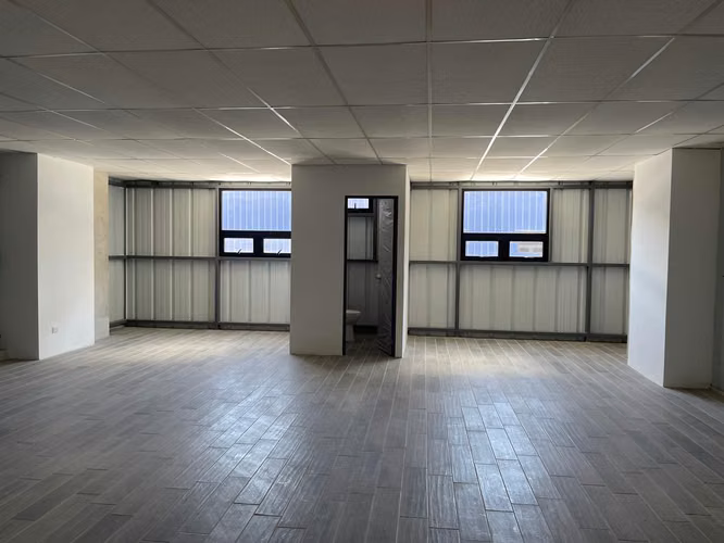 OFIBODEGA EN VENTA/RENTA KM 13 SANTA ROSALÍA | 11 M DE ALTURA, OFICINAS Y 5 PARQUEOS | PV - Imagen 9