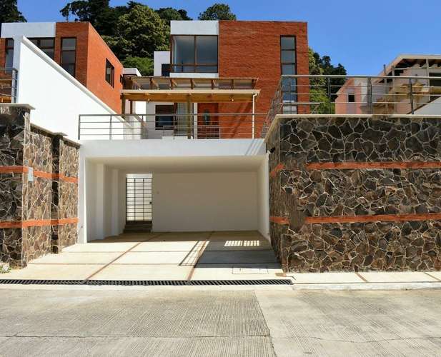 HOUSE FOR RENT IN RESIDENTIAL HIGH VALLEY KM 12.5 ROAD TO EL SALVADOR