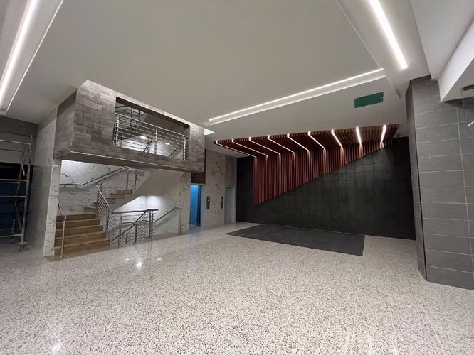Edificio en Zona 10