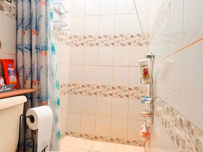 CASA EN VENTA EN ZONA 7, COLONIA CENTRO AMÉRICA  - Imagen 6