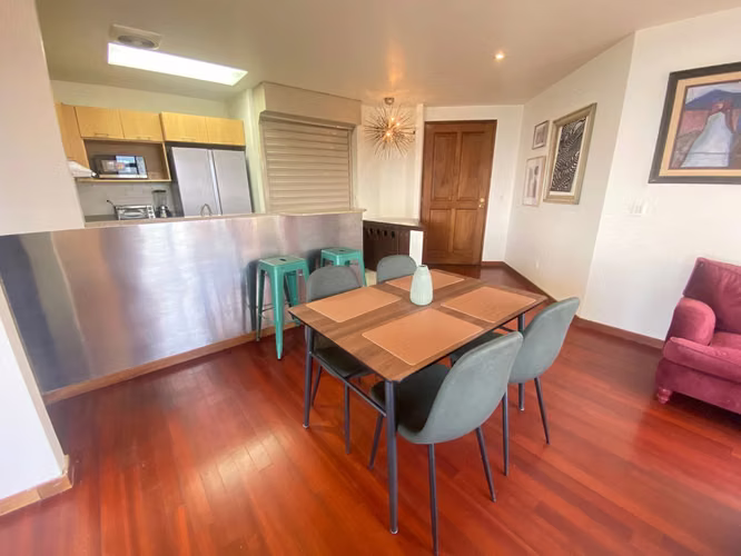 APARTAESTUDIO AMUEBLADO EN RENTA – NIVEL ALTO, AVENIDA LAS AMÉRICAS ZONA 14 | PV