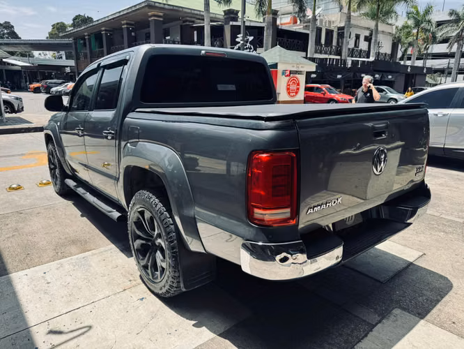 AMAROK HIGHLINE 2014 AUTOMATICO