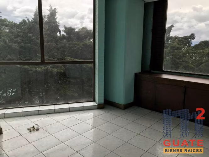 Vendo Oficina en Zona 10 - Miniatura 5